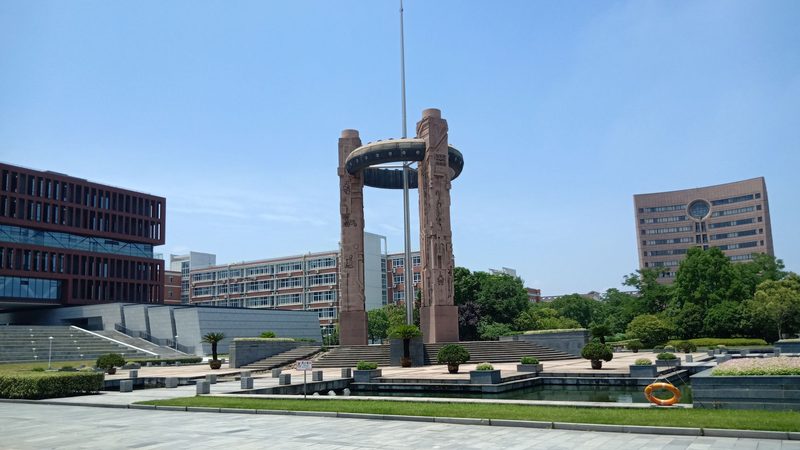 电子元器件仓储货架材质选择的五大关键因素