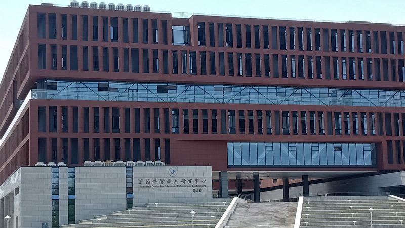 针对不同类别，可以分别对比以下指标：