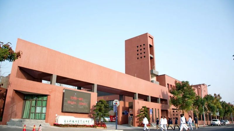 电子仿真软件定制开发的必要性及优势